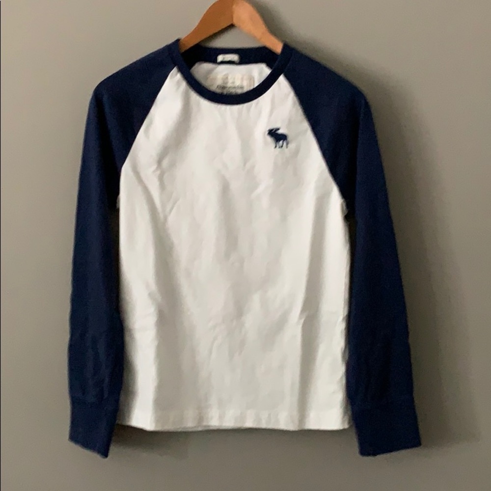 Abercrombie & Fitch baseball tee